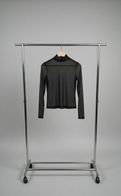 Blusa Feminina em Tule – Leveza e Elegância