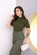 T-Shirt Gola Alta em Algodão Verde Selva